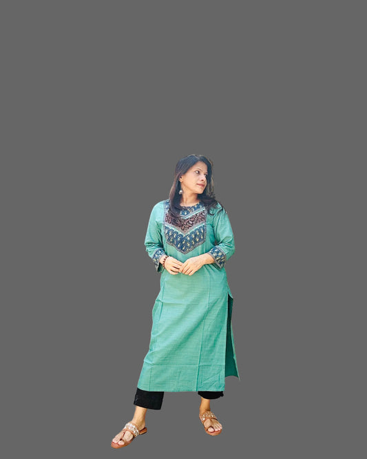 Green handloom cotton solid kurti