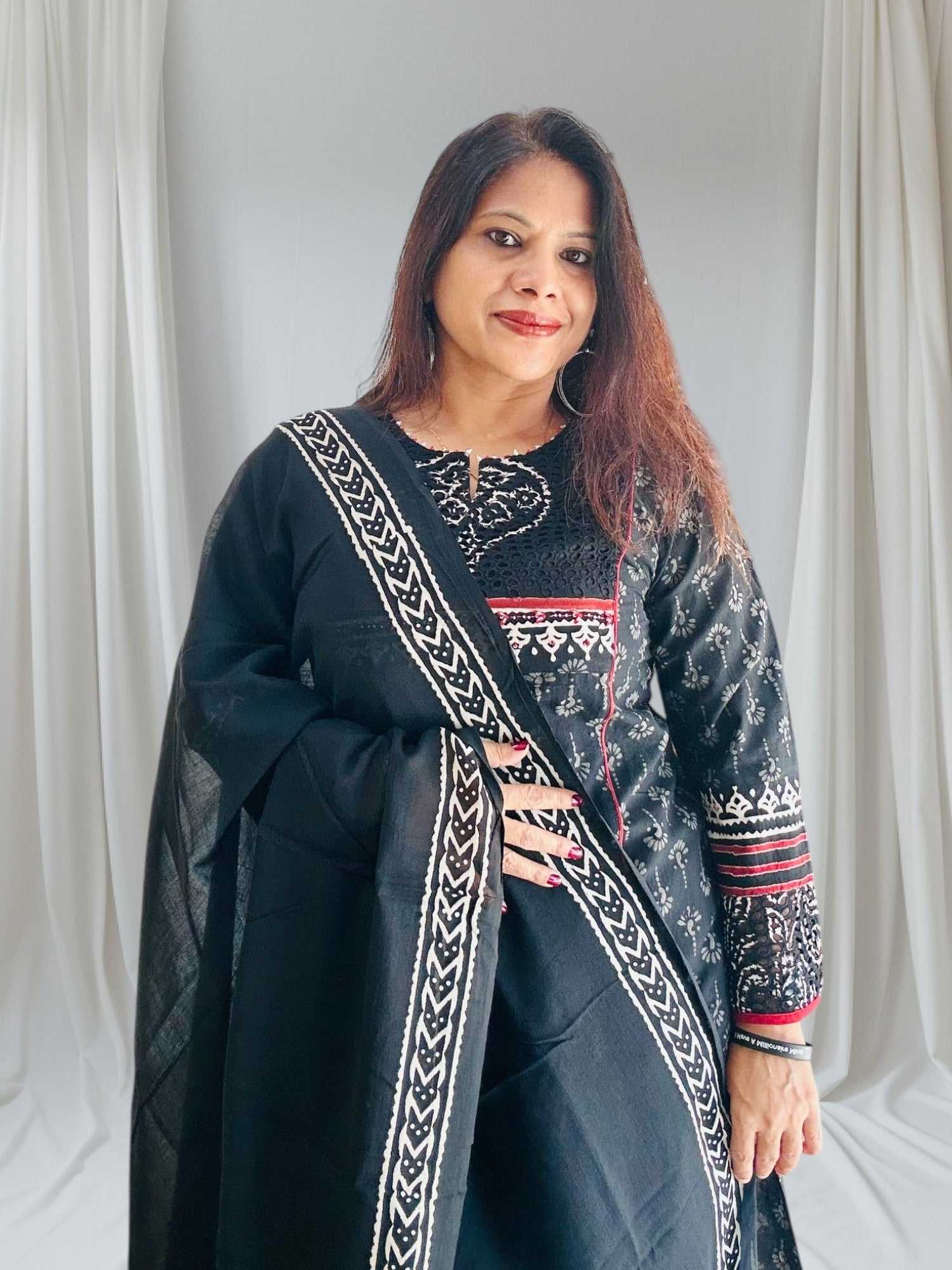 Block print in black