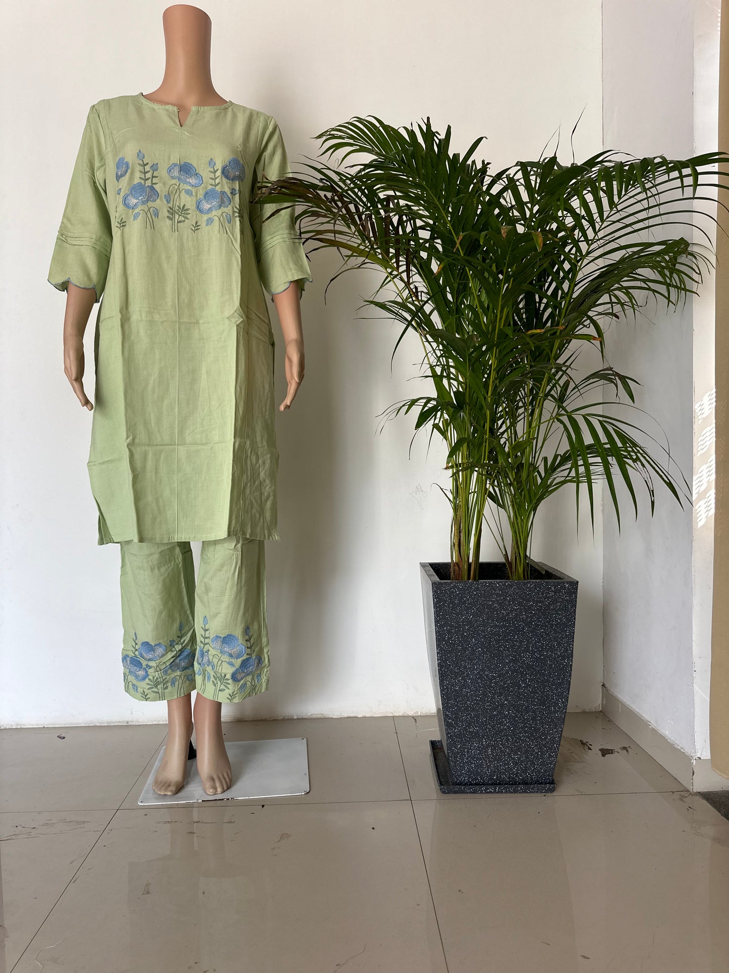 Green embroidered cotton co ord set