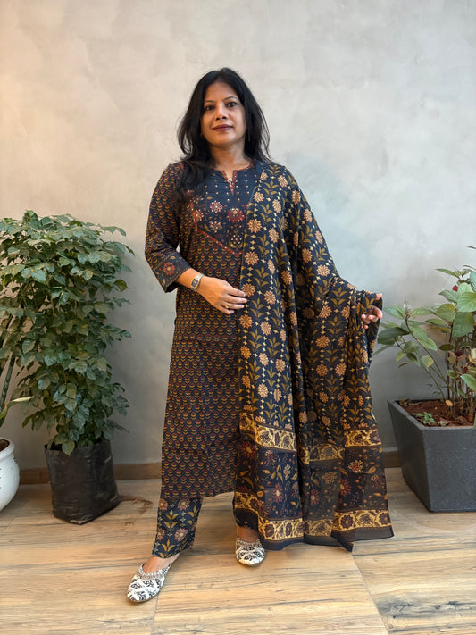 CLASSIC BLACK COTTON PRINTED SET
