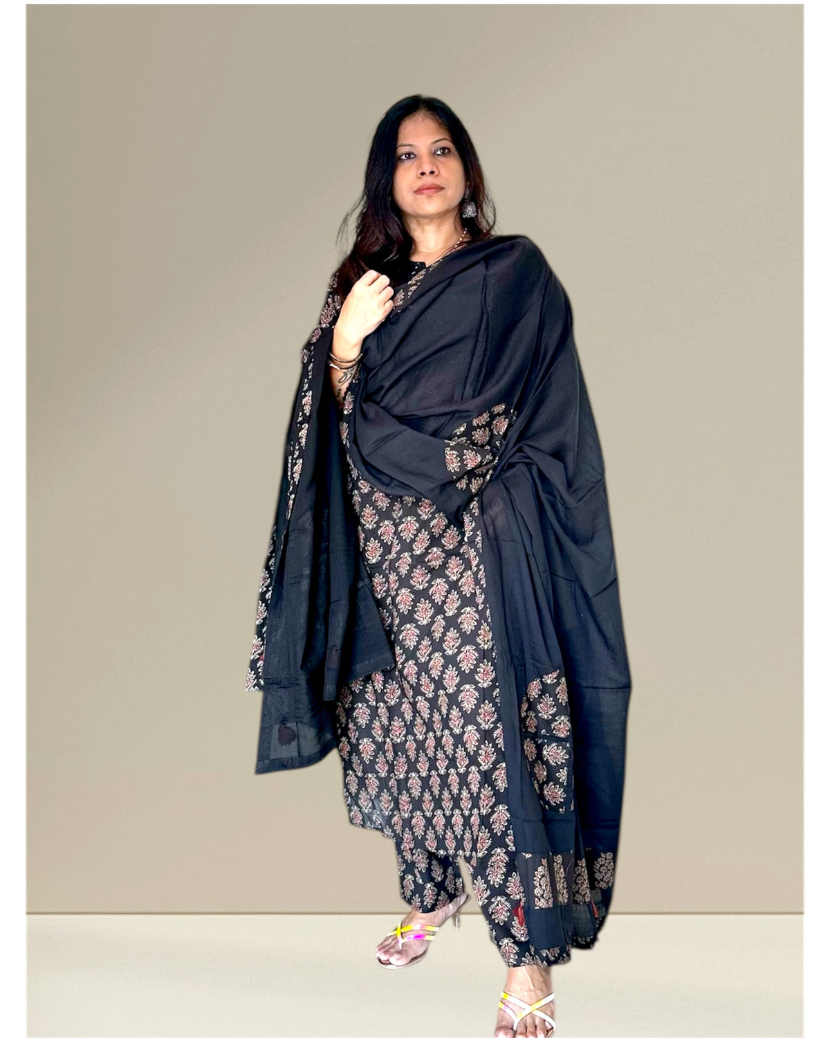 CLASSIC BLACK COTTON PRINTED SETS