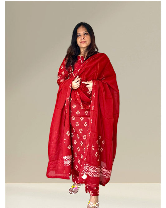 Red cotton printed kurti set
