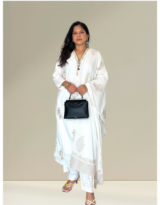 white pure cotton set