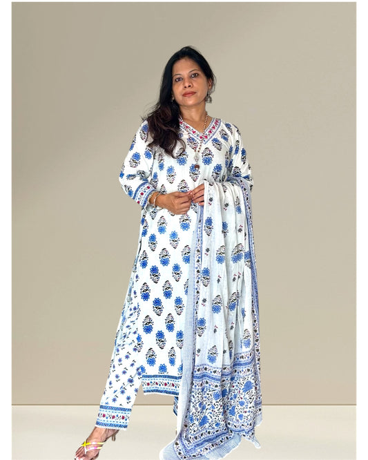 white cotton printed kurti set